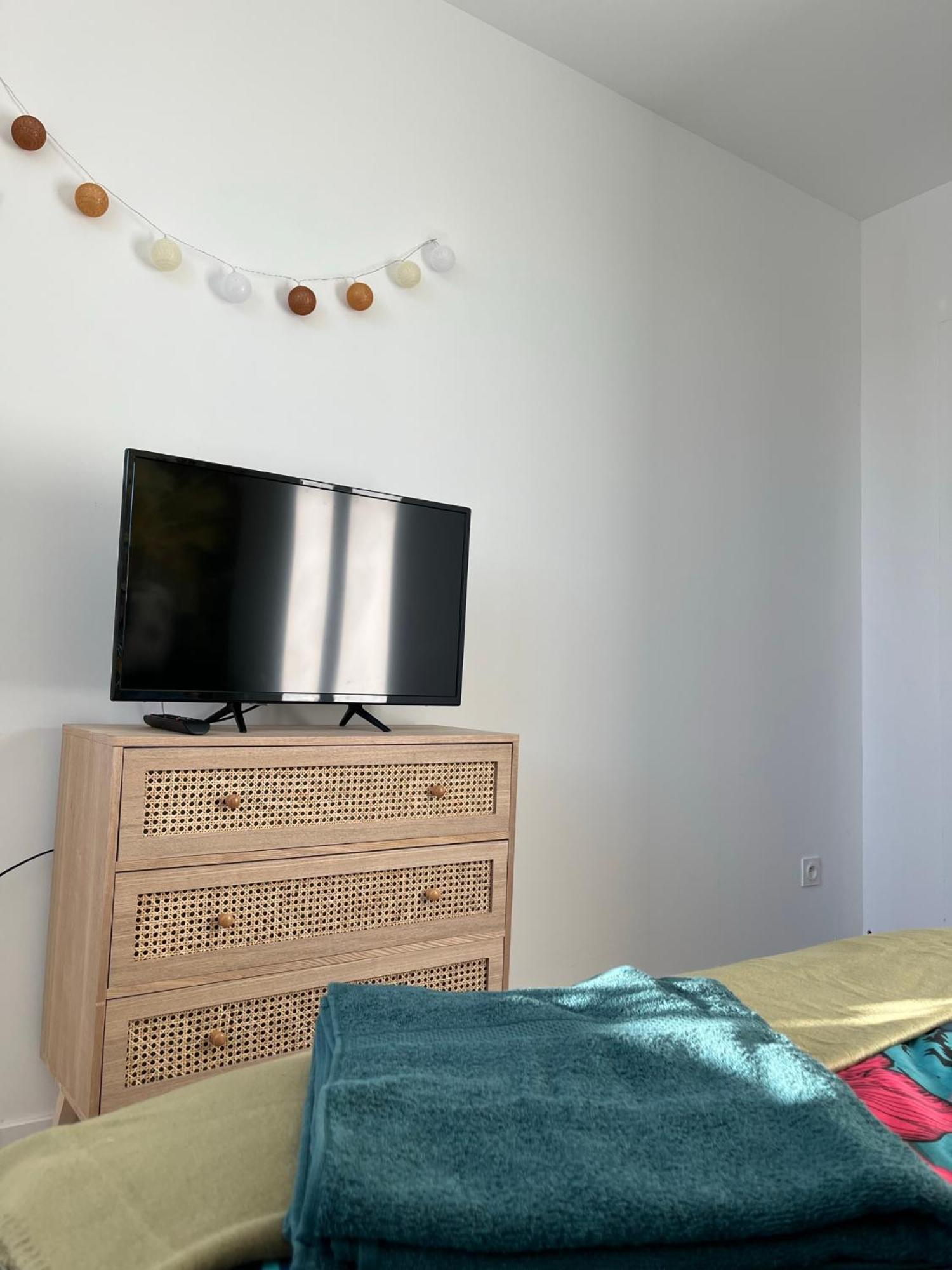 Studio Tropical , Vierzon , Proche Gare , Tout Confort Εξωτερικό φωτογραφία