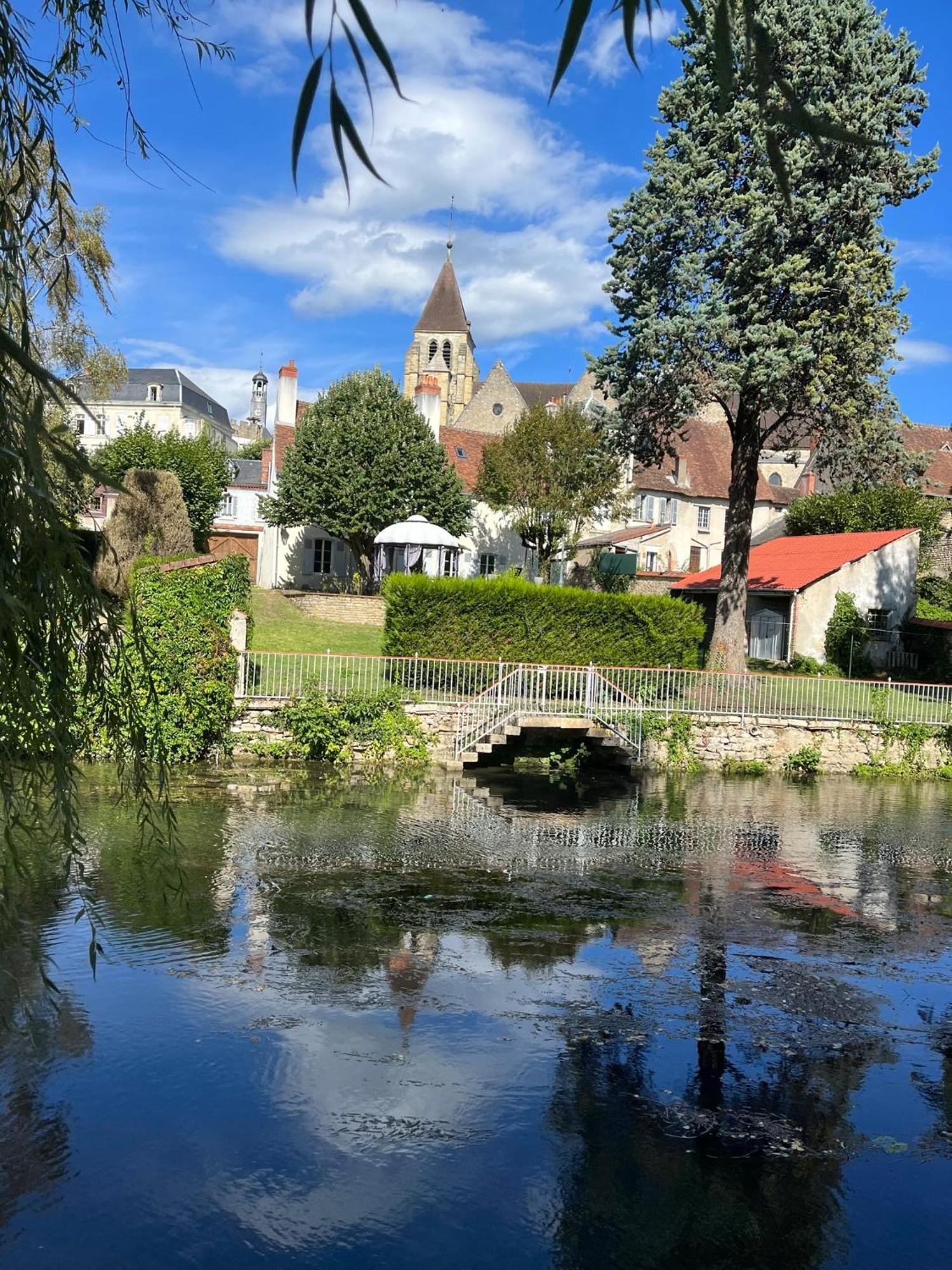 Studio Tropical , Vierzon , Proche Gare , Tout Confort Εξωτερικό φωτογραφία